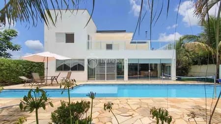 Casa em Condomínio para Venda ou Aluguel