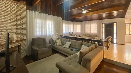 Casa em Condomínio para Aluguel