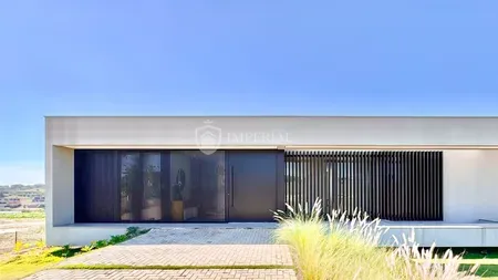 Casa em Condomínio para Venda ou Aluguel