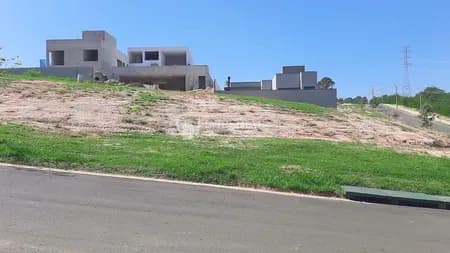 Terreno em Condomínio para Venda