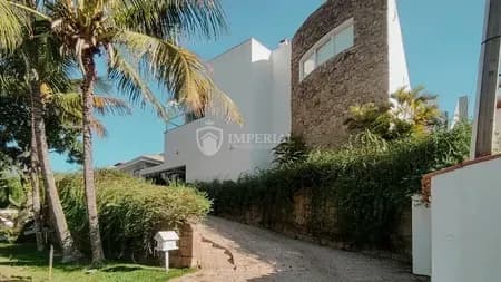 Casa em Condomínio para Venda