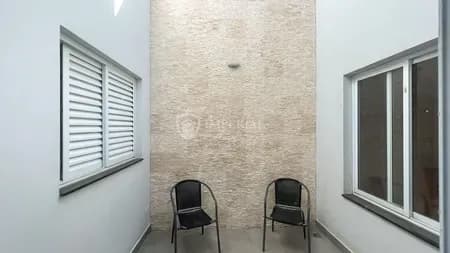 Casa em Bairro para Aluguel