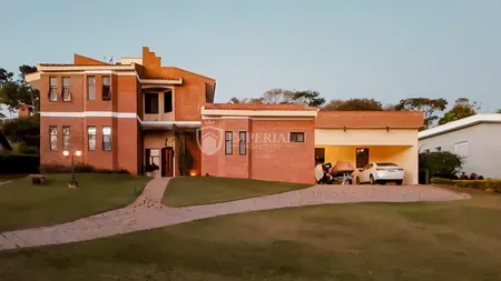 Casa em Condomínio para Venda
