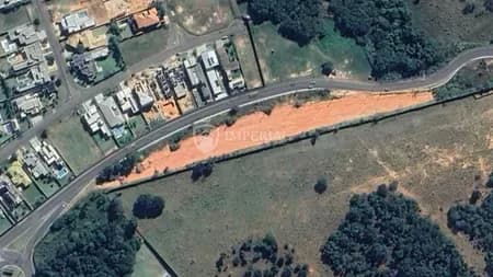 Terreno em Bairro para Venda