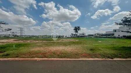 Terreno em Condomínio para Venda