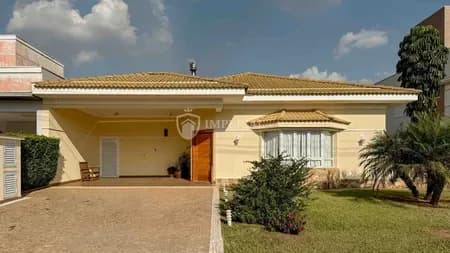 Casa em Condomínio para Venda