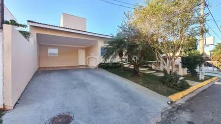 Casa em Condomínio para Venda ou Aluguel