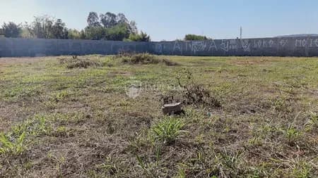 Terreno em Bairro para Venda