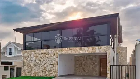 Casa em Condomínio para Venda