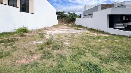 Terreno em Condomínio para Venda