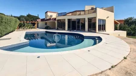 Casa em Condomínio para Venda