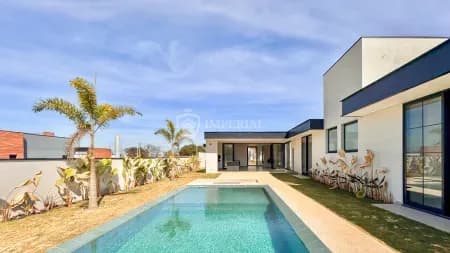 Casa em Condomínio para Venda