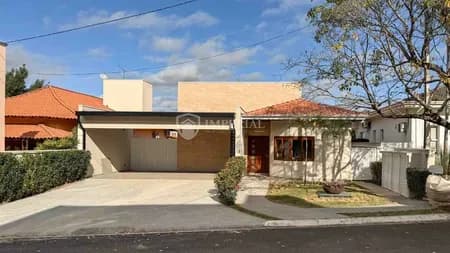 Casa em Condomínio para Venda