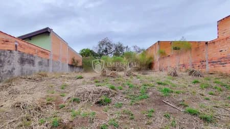 Terreno em Bairro para Venda
