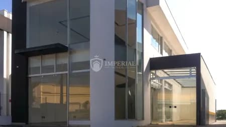 Prédio Comercial para Aluguel