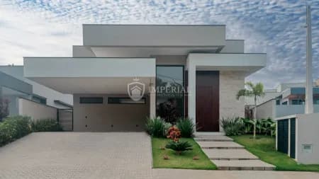 Casa em Condomínio para Venda