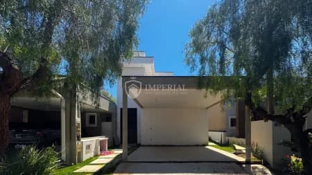 Casa em Condomínio para Venda
